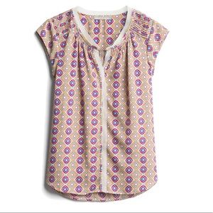 Daniel Rainn Split neck blouse